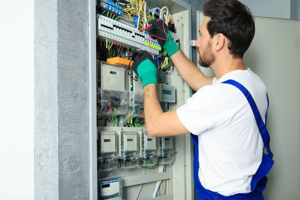 Best Circuit Breaker Repair  in Hastings, MN